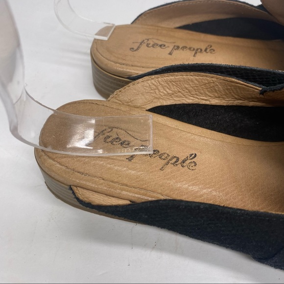 Free People At Ease Black Textured Suede Loafers - Picture 4 of 6